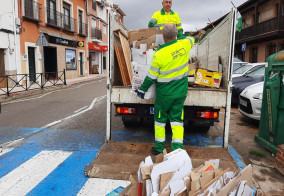 Vega del Henares recoge 16.198 kilos de papel y cartón comercial en los primeros seis meses del servicio puerta a puerta